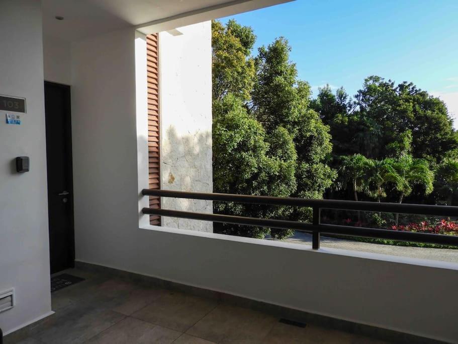 Aku-Chic Newly Furbished Condo Jungle Pool Xetna Exteriör bild